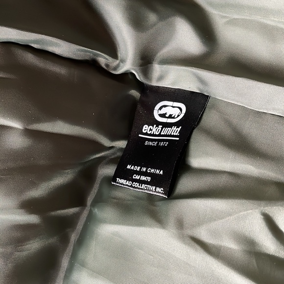 Ecko Unlimited Black & Camo Hooded Heavy Puffer Zip Up Jacket - Picture 11 of 13